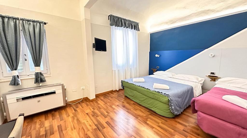 Piccolo Hotel Con Access Ztl !!! Nel Centro Storico Di Firenze !!! Luaran gambar