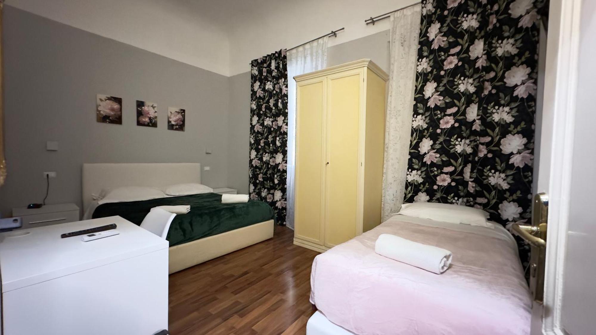 Piccolo Hotel Con Access Ztl !!! Nel Centro Storico Di Firenze !!! Luaran gambar